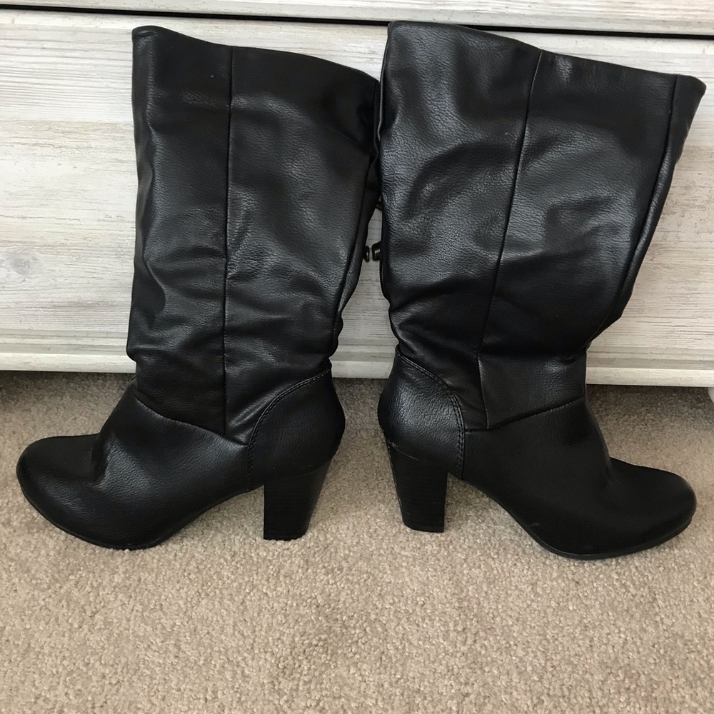 Black boots